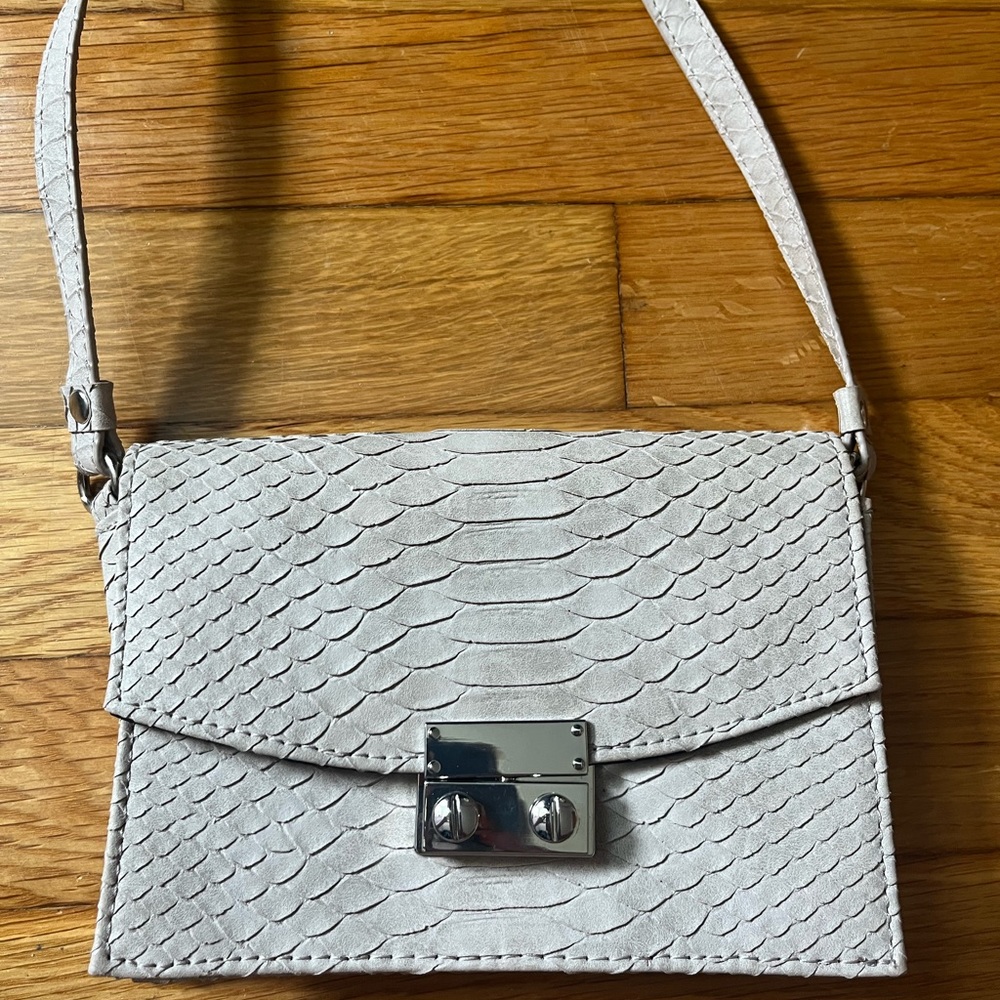 EXPRESS Crossbody bag
